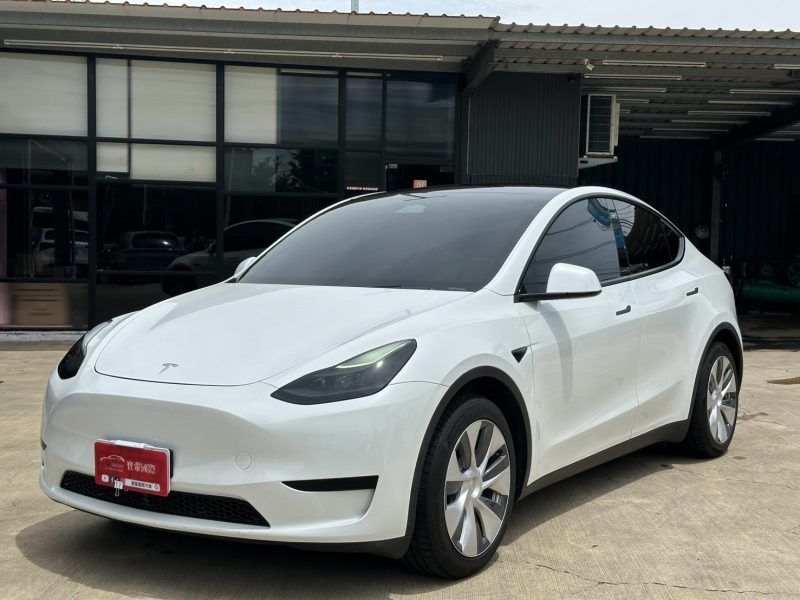 LINE_ALBUM_2024 Model Y RWD 白色 里程51639_260830_1